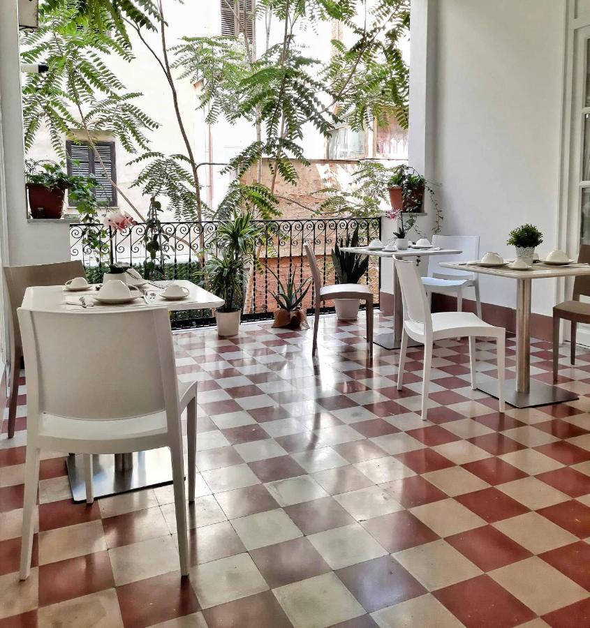 Ai Bed & Breakfast 2*